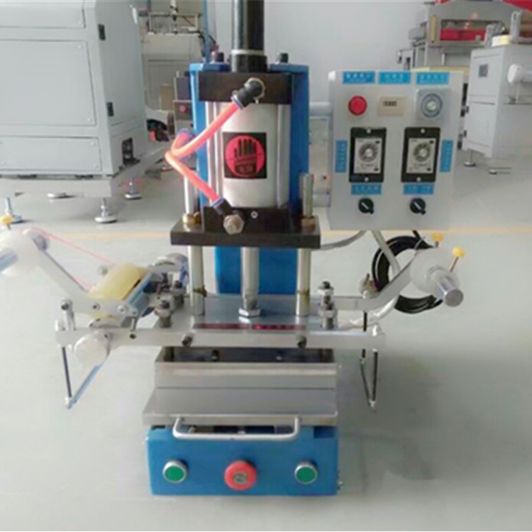 平面小型成人嘿嘿APP网站下载