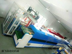 全自动压花机有什么特点吸引客户的呢？