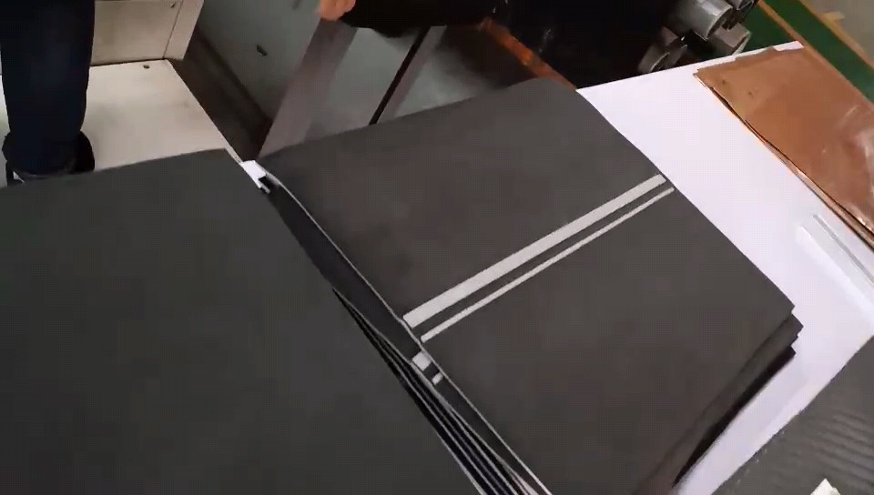 多功能全自动高周波压花机 多功能全自动高周波压花机